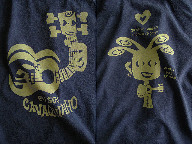 EU SOU CAVAQUINHO(わたしはカヴァキーニョ)Tシャツ-hinolismo迷えるネイビー