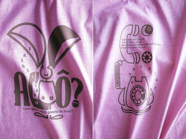 オレリャォンと黒電話Tシャツ-アロー？もしもし-hinolismo-迷えるピンク実例集