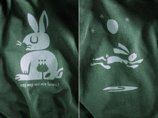 うさぎうさぎ何ミテハネルTシャツ-hinolismo-迷えるグリーン
